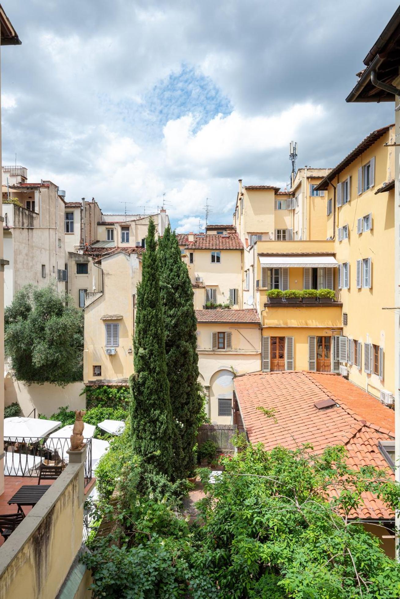 Готель Magia Di Firenze Екстер'єр фото